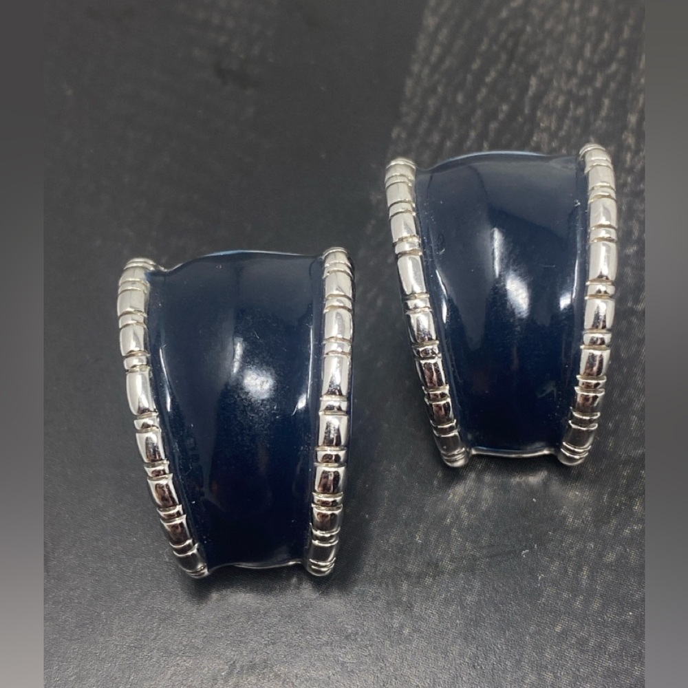 St. John Vintage Black Half Hoop Silver  Clip On Earrings - Picture 7 of 15